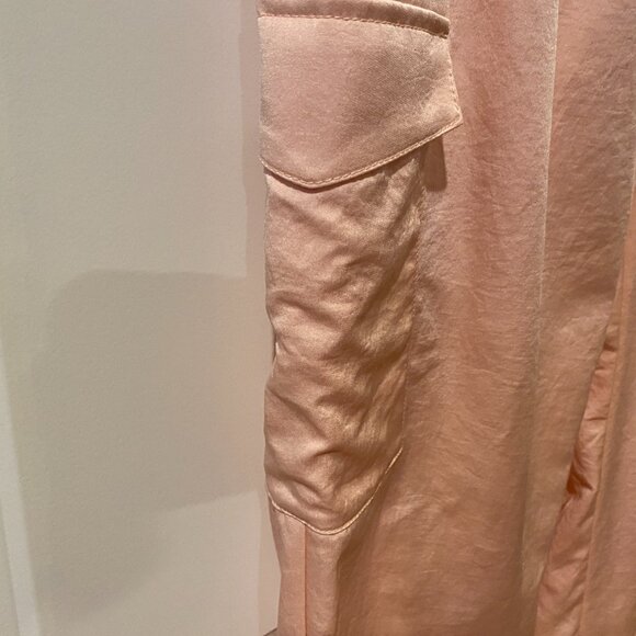 Express Pink Extreme High Rise Satin Cargo Jogger Size L NWT - Picture 6 of 11